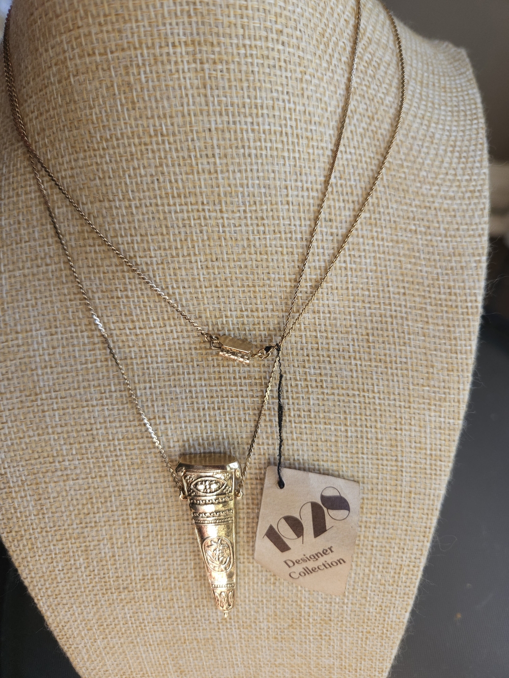 1928 Gold-Tone Ornate Horn Pendant Necklace NOS, NWT